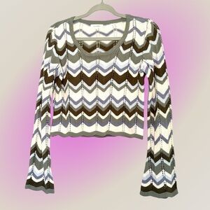 No Comment Thyme And Baby Blue Chevron Pattern Bell-Sleeve Knit Sweater Sz L